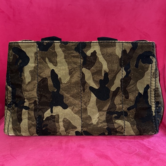 Prada Canapa travel work tote in camo large size - Picture 4 of 16